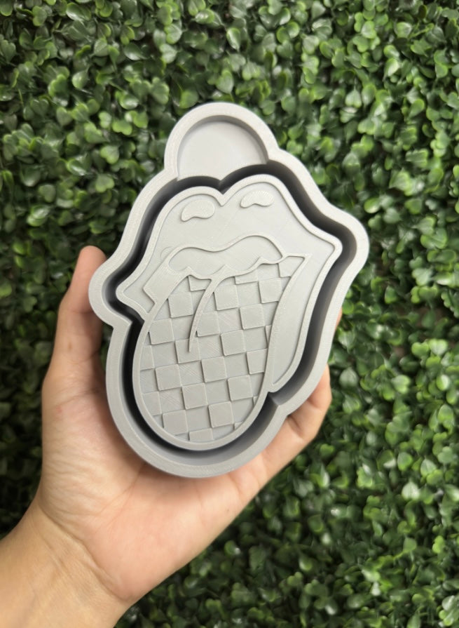 Checkered Tongue
